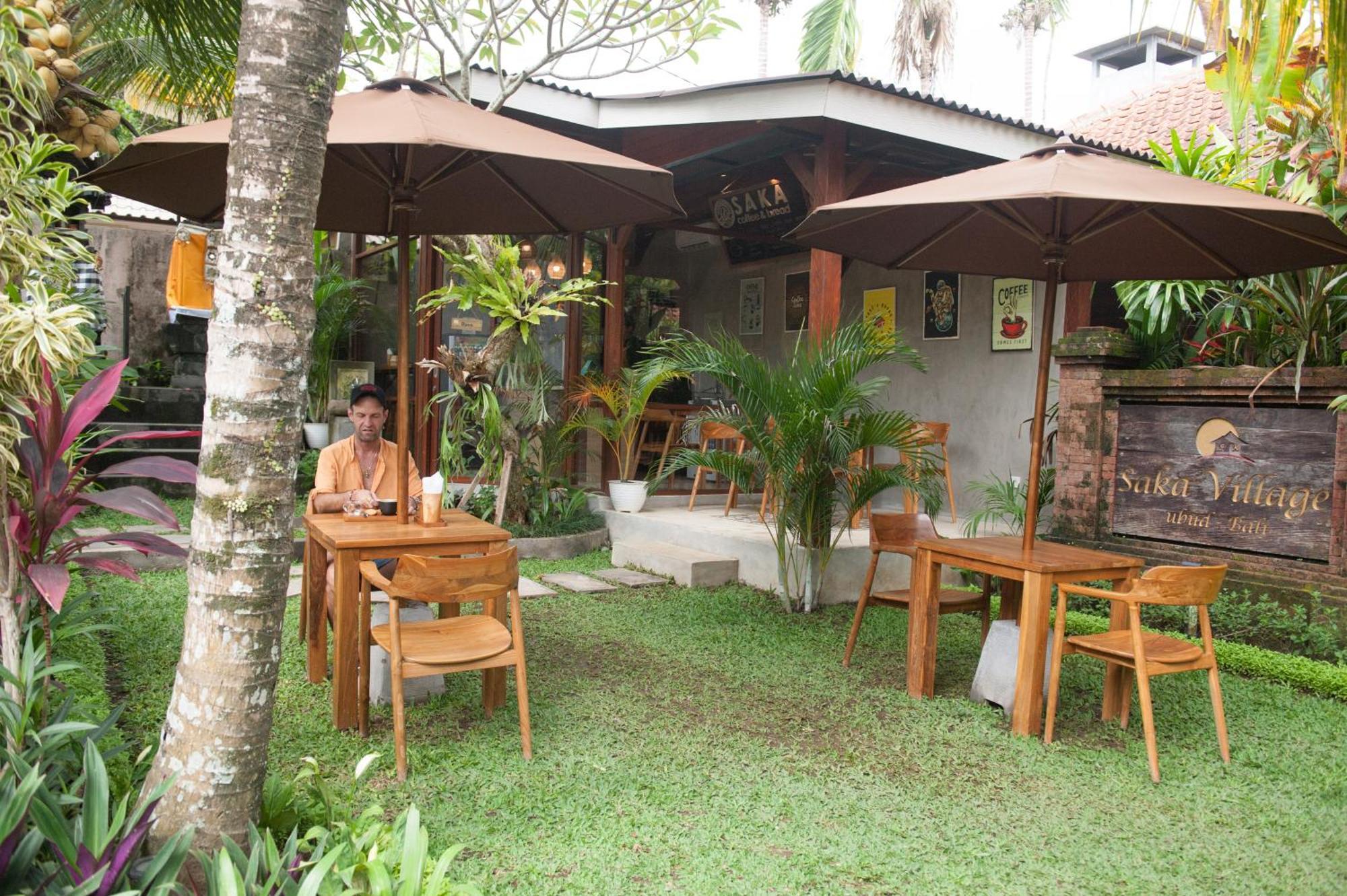 Saka Village Resort Ubud Bagian luar foto
