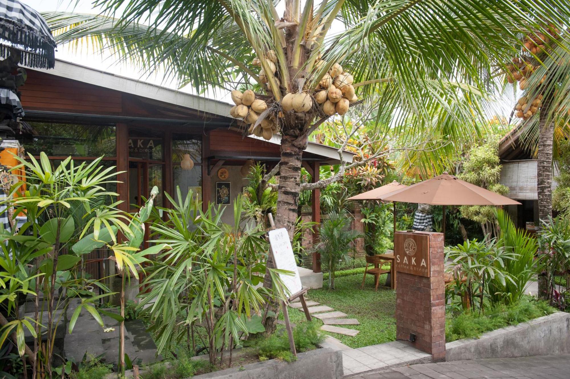Saka Village Resort Ubud Bagian luar foto