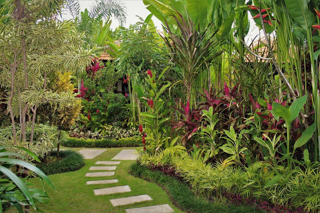Saka Village Resort Ubud Bagian luar foto