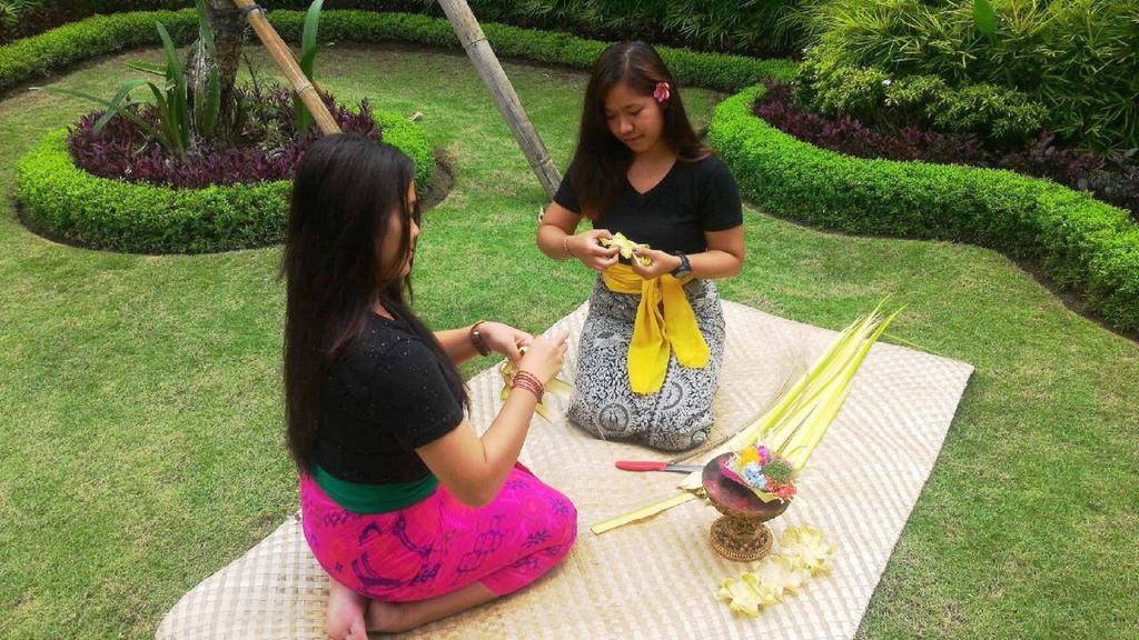 Saka Village Resort Ubud Bagian luar foto